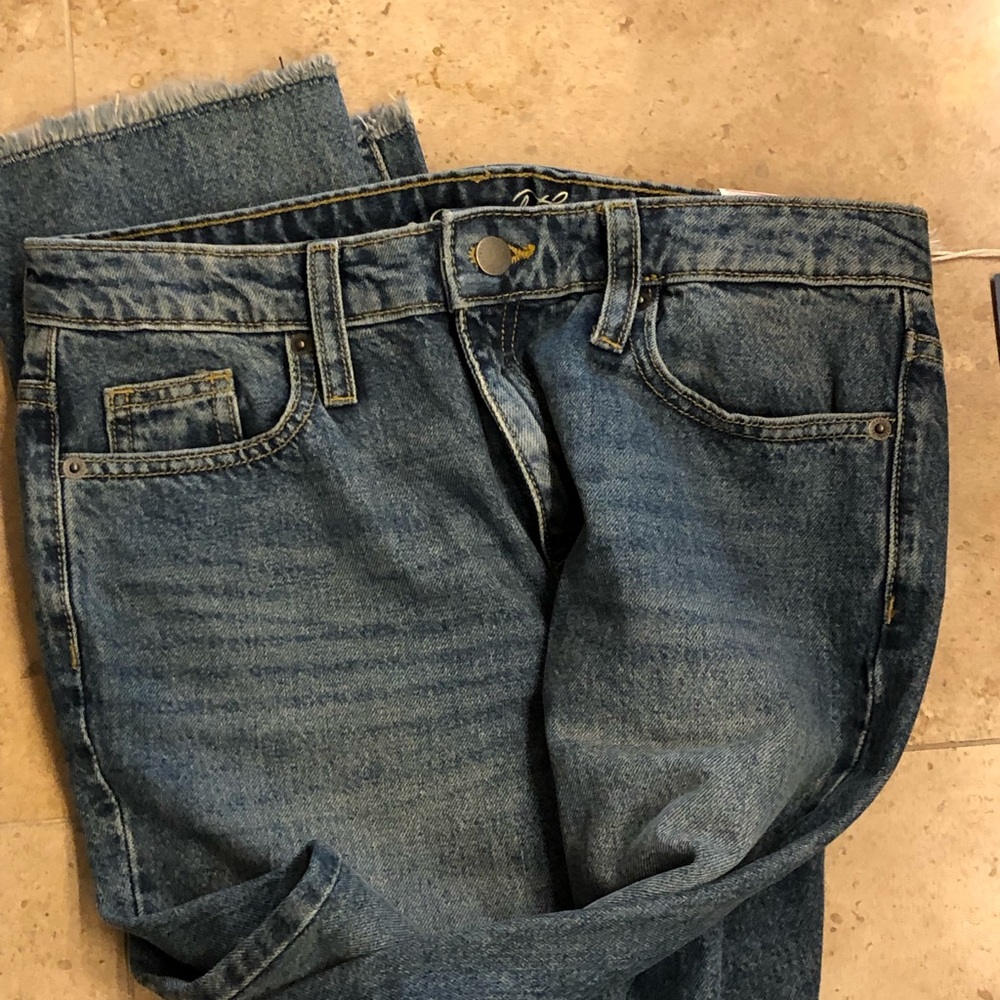 Jeans - Picture 2 of 5